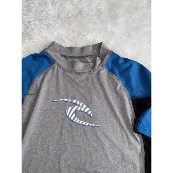 Rip Curl Adult Sz. S Fitted Rashguard. Great Condition. UPF 50 - Picture 2 of 8